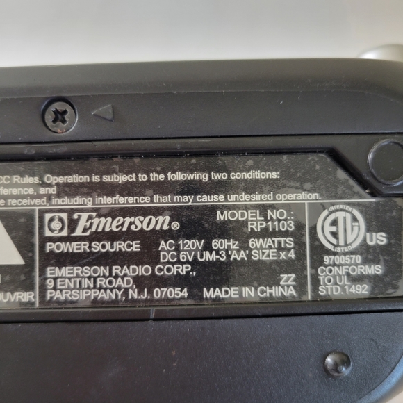 VINTAGE EMERSON INSTANT WEATHER BAND AM/FM RADIO MODEL RP1103 TEST WORKS - Picture 4 of 11